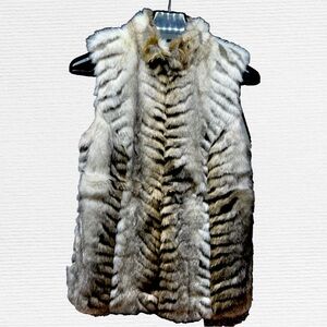 Chicos Faux Fur Vest size 2 (12-14)